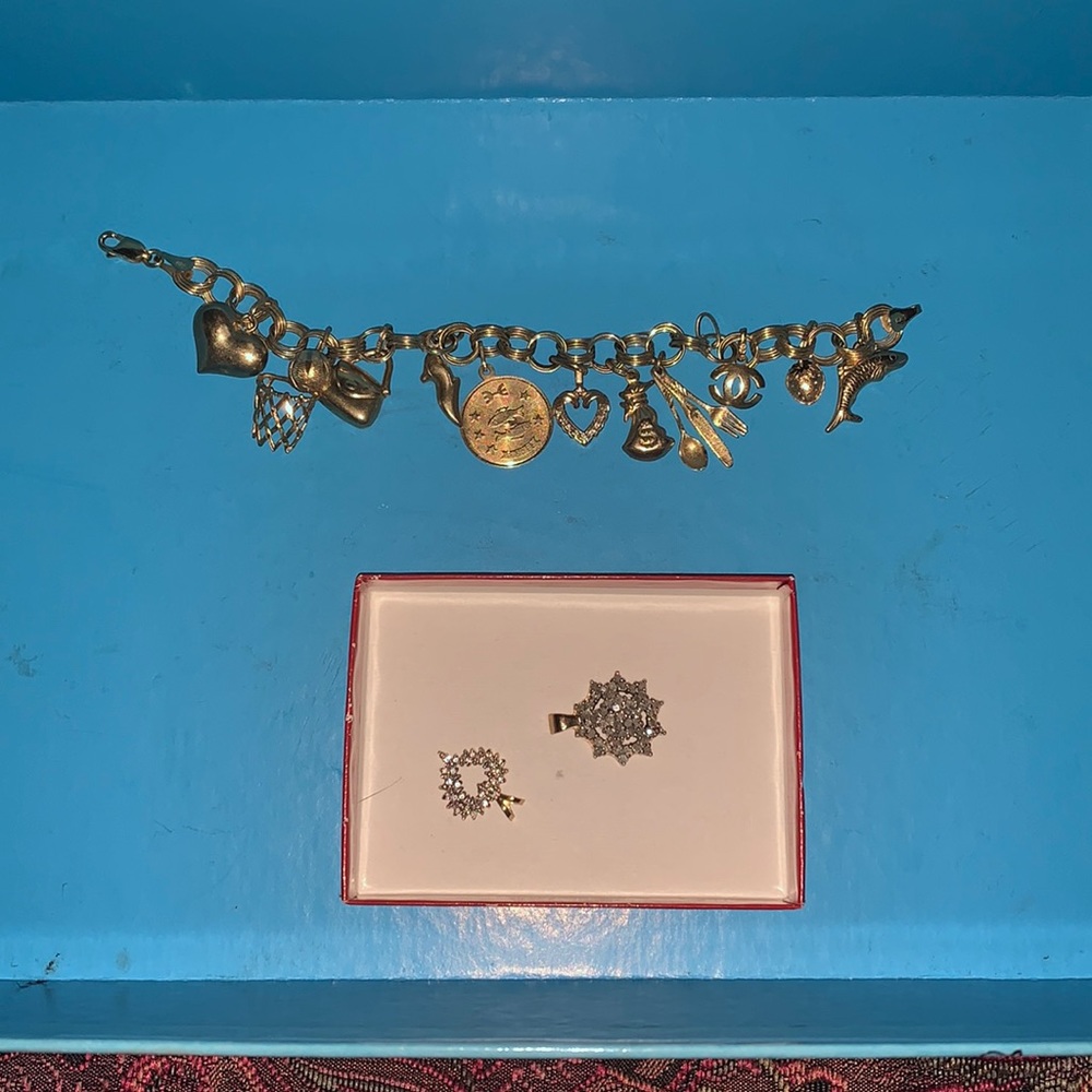 🌟GOLD🌟 customized ✨Charm bracelet✨
